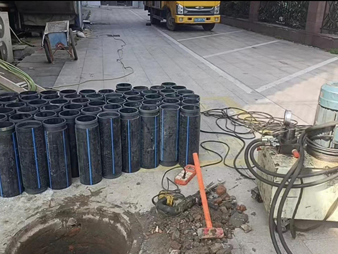 阳曲PE置换管厂家 DN315置换管 非开挖管短管置换